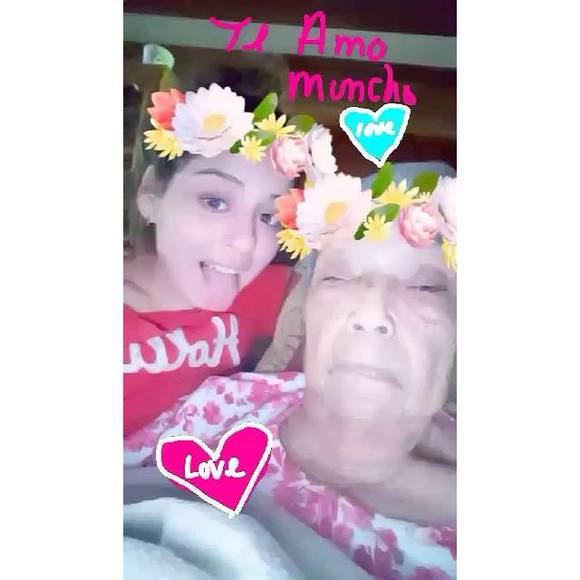 Meet your Posher, Danielle - Picture 1 of 1